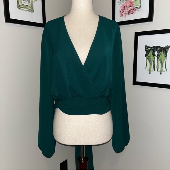 🧩 Fashion Nova Wrap V Neck Blouse - Picture 4 of 14